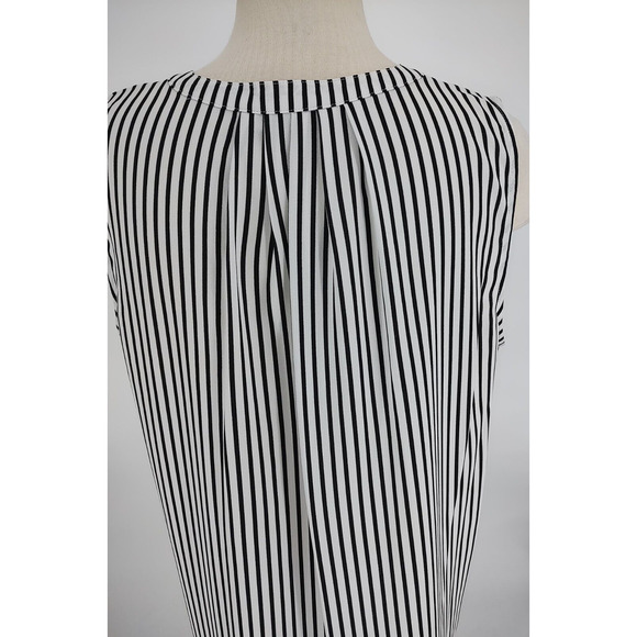 Apt 9 Woman's Black Strip Hidden Button Front Sleeveless Blouse Size XL Pleated - Picture 5 of 7